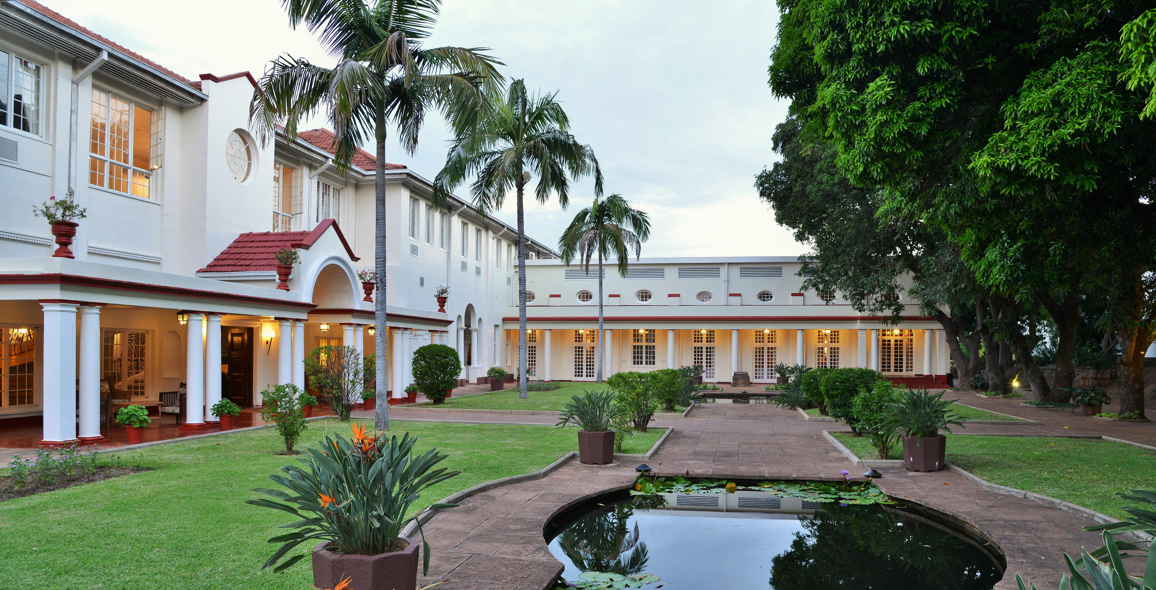 The Victoria Falls Hotel thumbnail 1